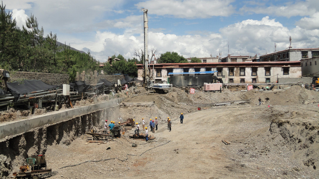 拉萨市神力时代广场项目降水工程